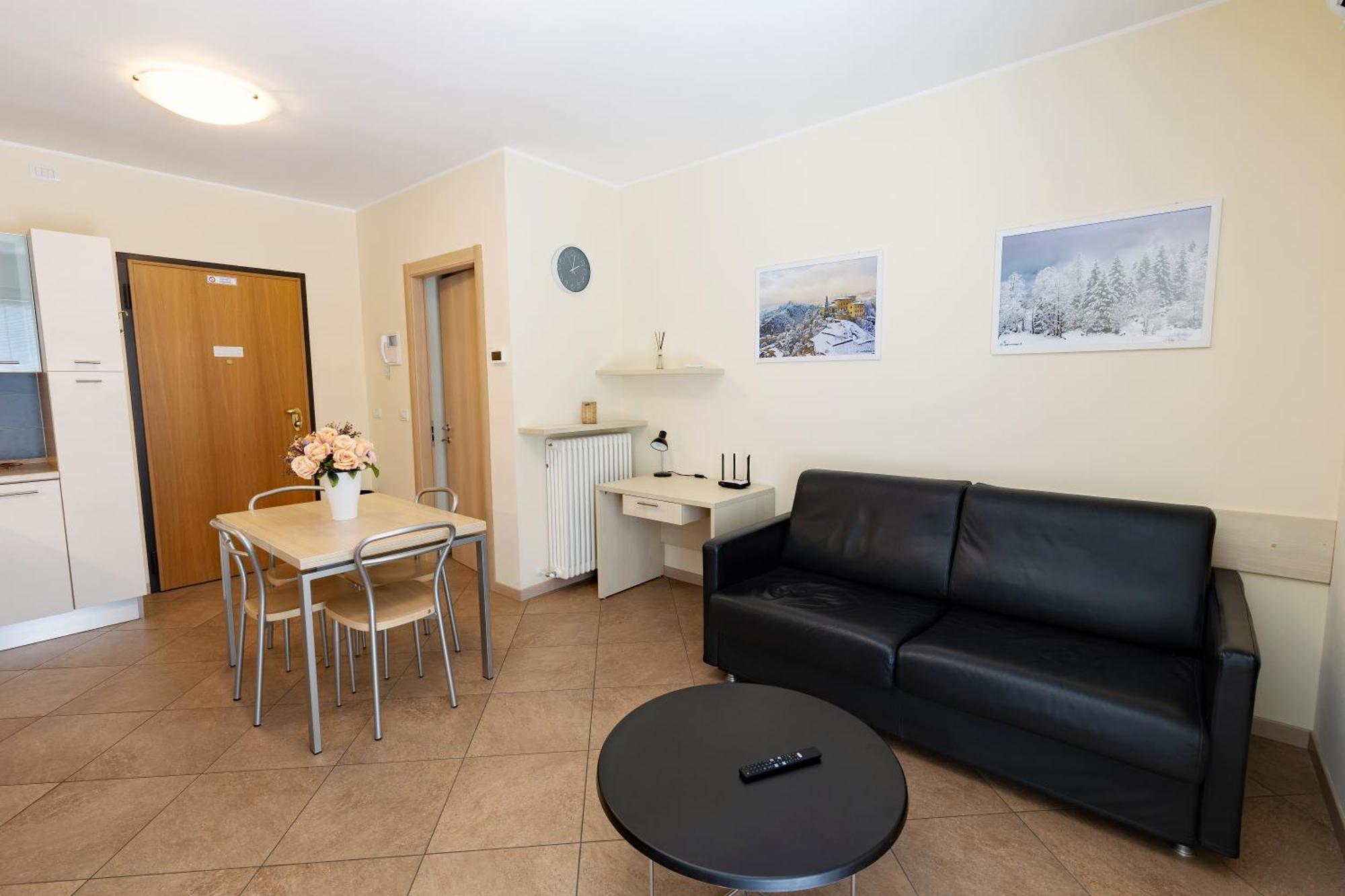 Residenza Il Castello Apartment Sondrio Phòng bức ảnh