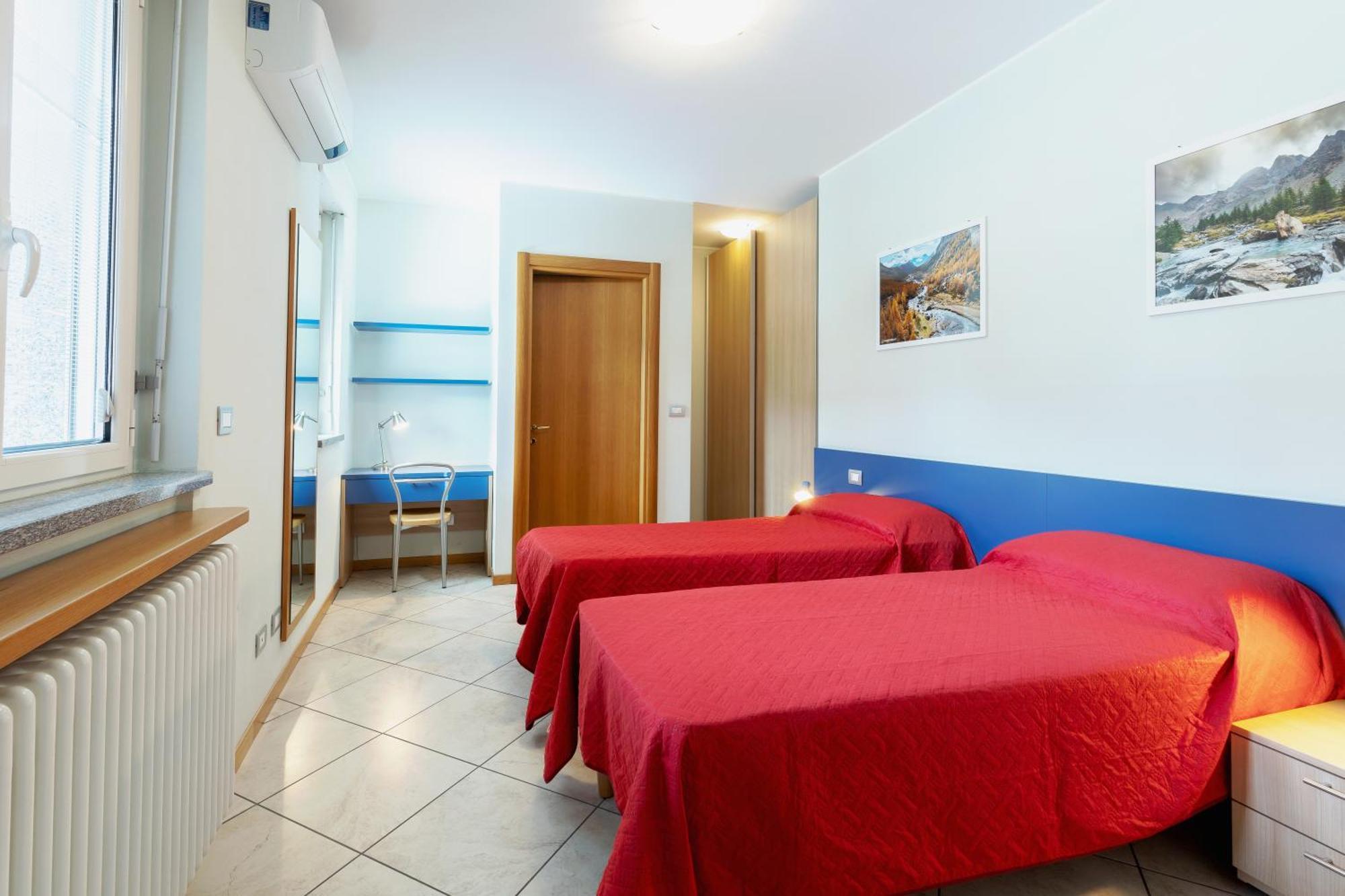 Residenza Il Castello Apartment Sondrio Ngoại thất bức ảnh