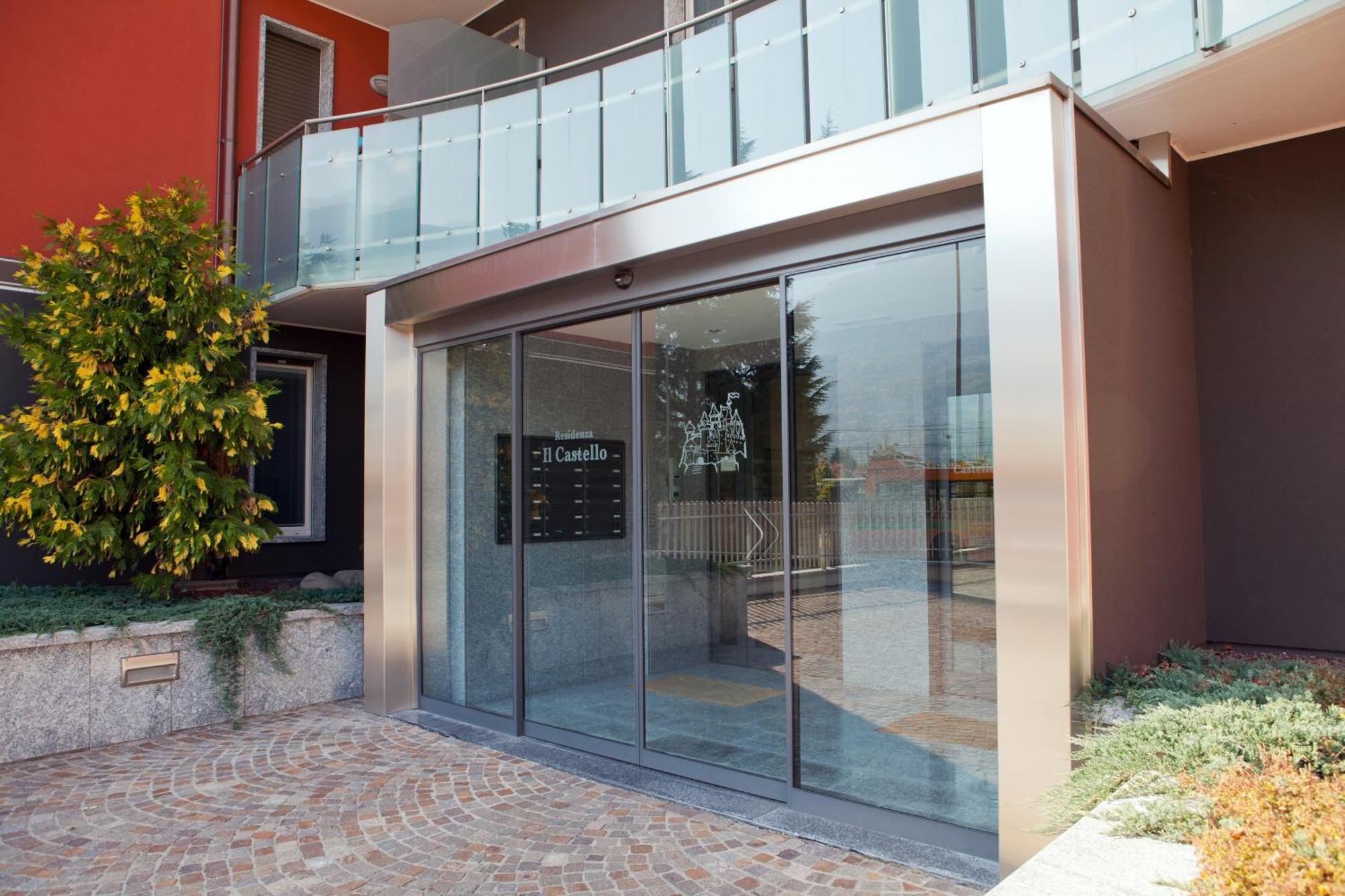 Residenza Il Castello Apartment Sondrio Ngoại thất bức ảnh