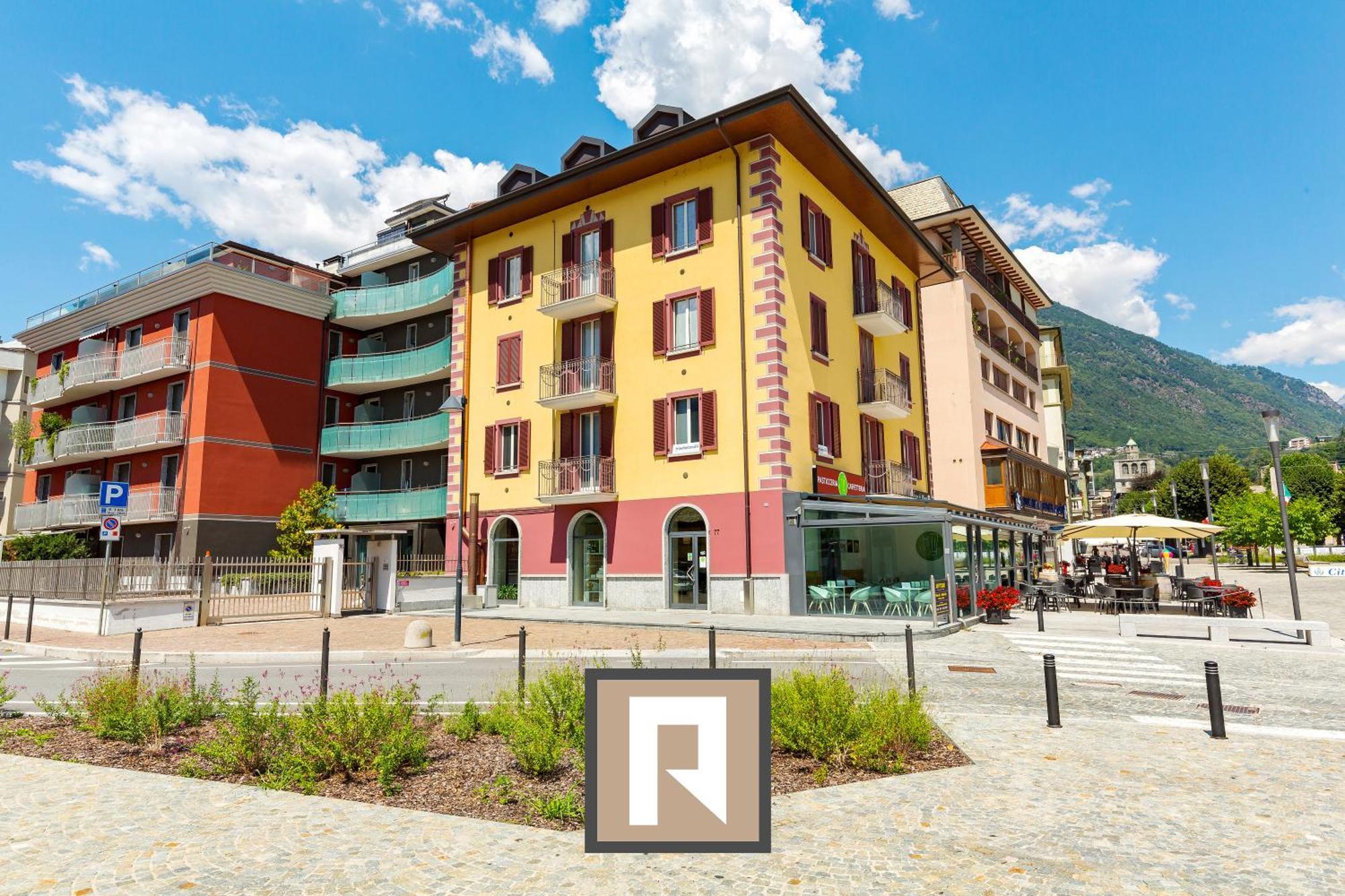 Residenza Il Castello Apartment Sondrio Ngoại thất bức ảnh